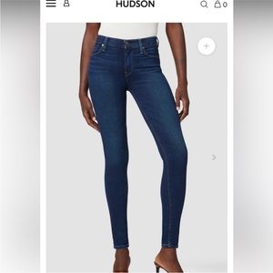 Hudson Women’s Dark wash “Nico Mid-Rise Super Skinny” Jeans Size 26